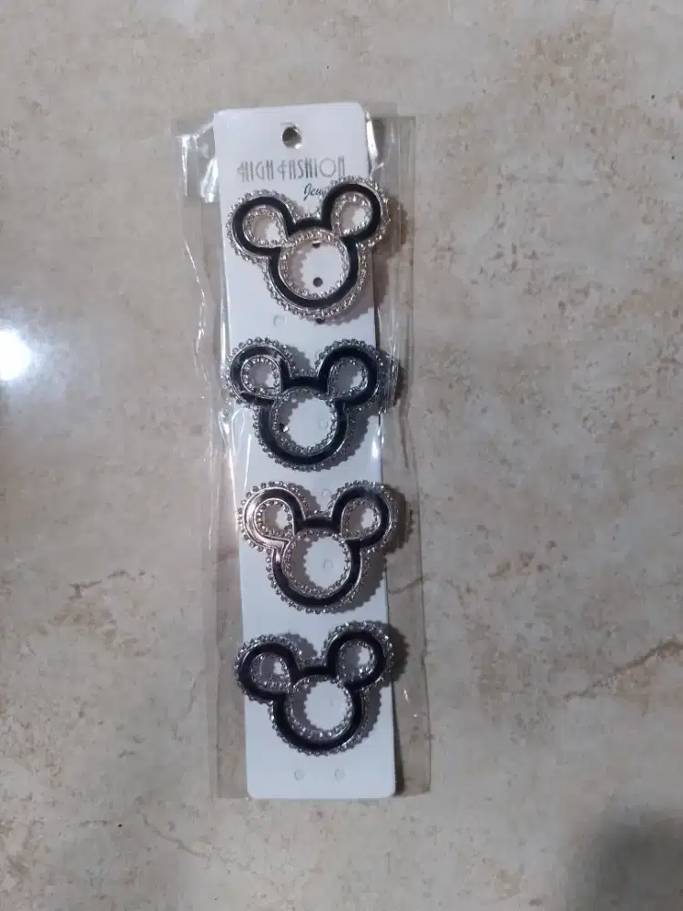 Borong semua nih say, Bros ato Peniti Hijab cwe & anak-anak isi 60 pcs