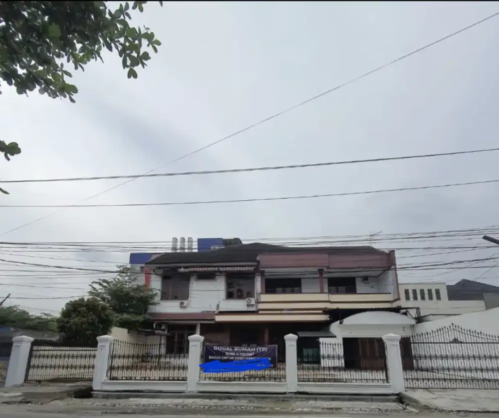 Rumah berkamar 24 siap pakai untuk klinik kos penginapan