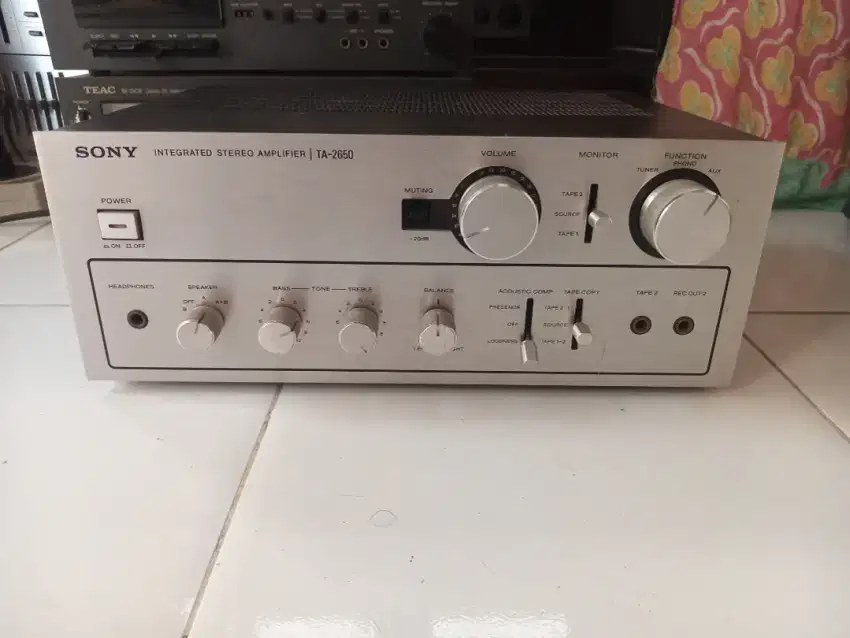 Amplifier Sony TA-2650 (Made in Japan)