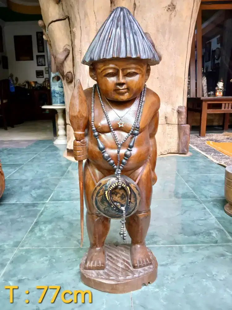 PATUNG PENJAGA VINTAGE