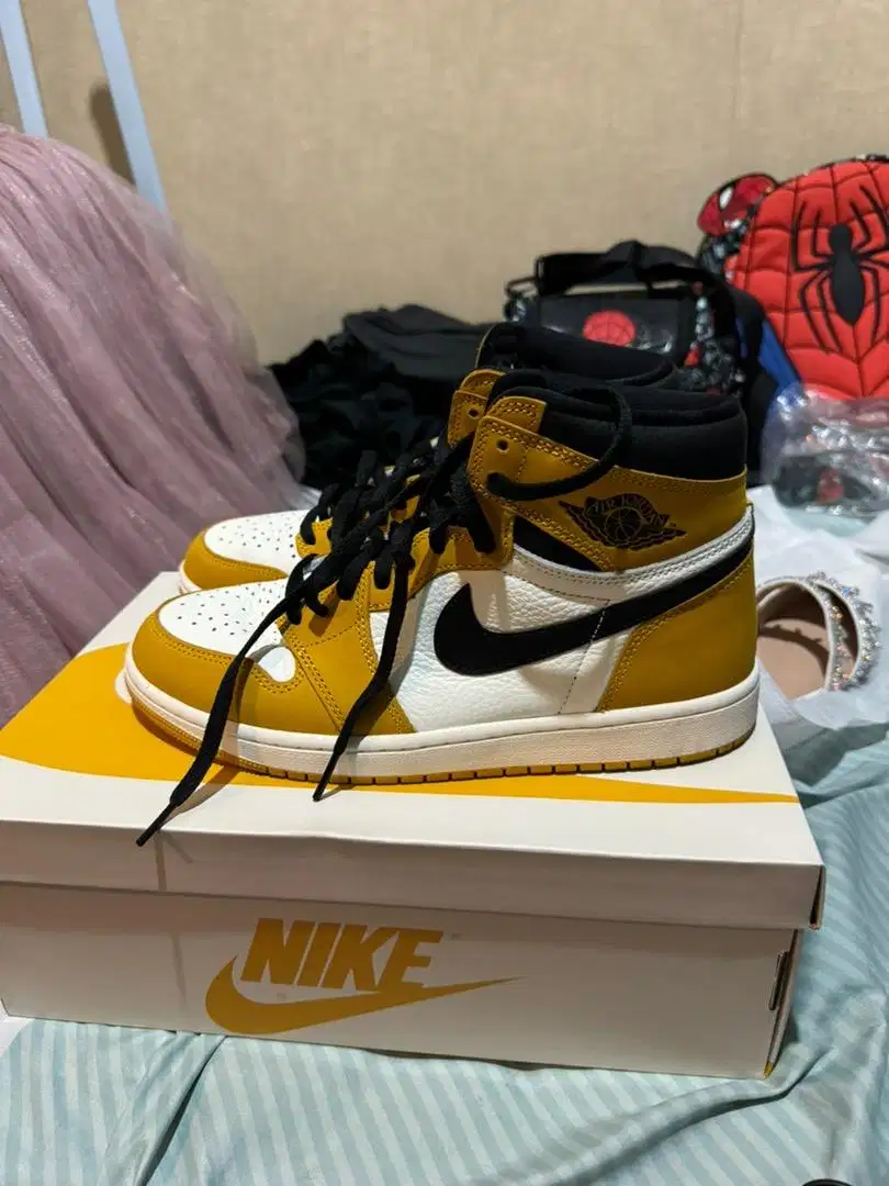 Air jordan 1 high yellow ochre