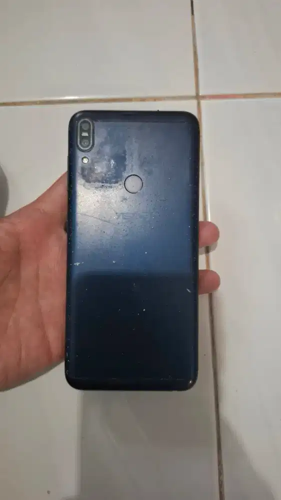ASUS dan Meizu (Rusak)