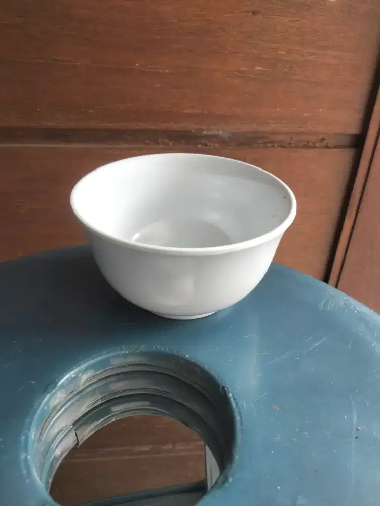 Mangkok melamin kecil tebal bekas