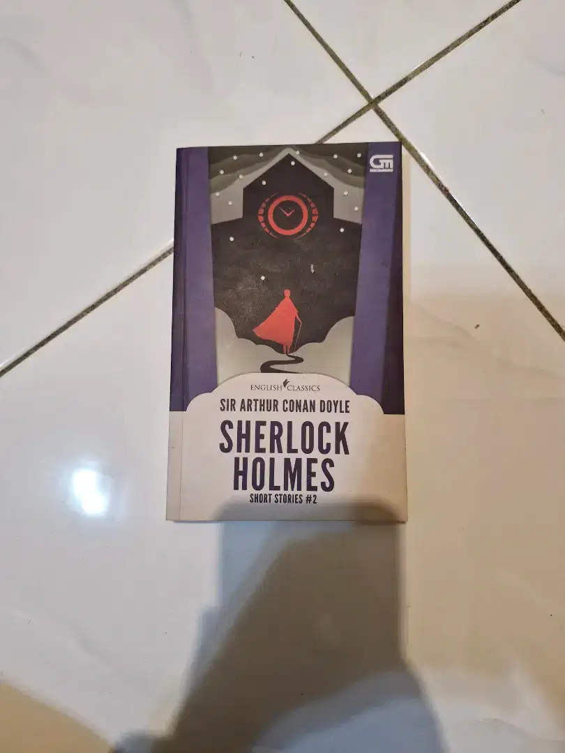 Buku sherlock holmes dalam bahasa inggris