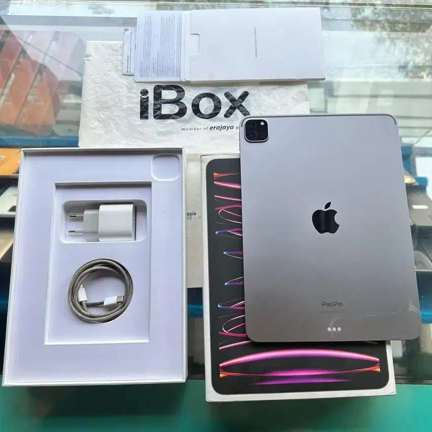 Ipad pro m2 128 gb wifi only resmi ibox mulus