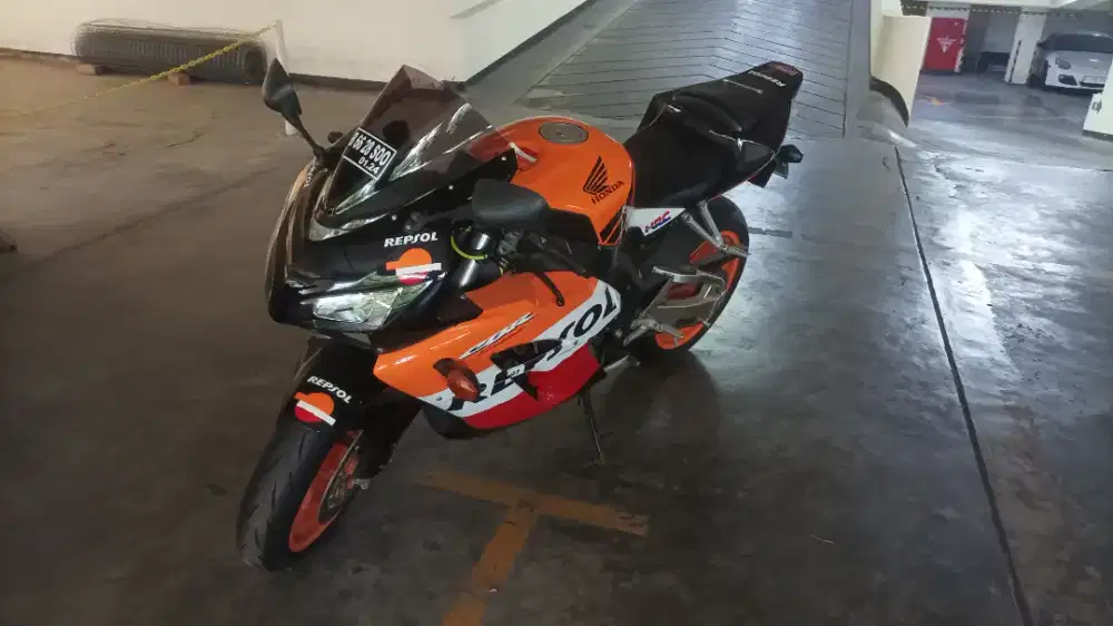 Honda CBR 1000RR SC57 2005 Repsol FP Istimewa