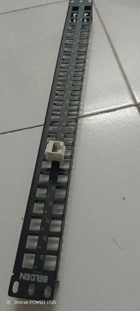 Patch panel  UTP 48 port lengkap