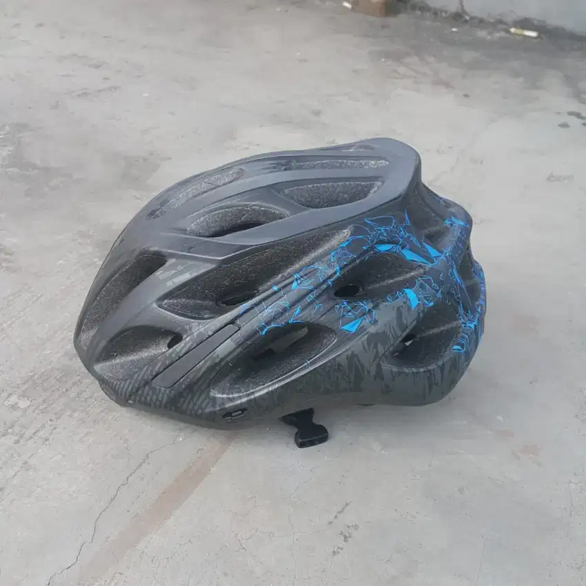 Helm specialized tactic mtb roadbike fixie sepeda lipat sepeda gunung