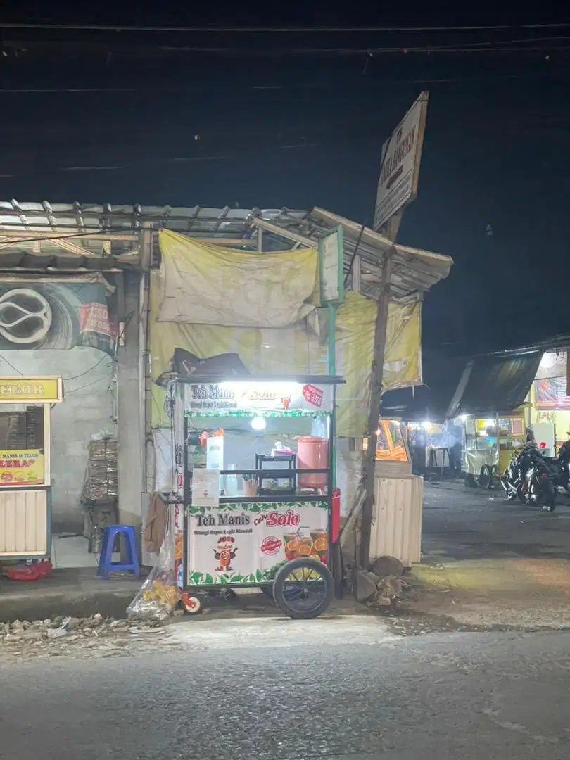 Lowongan Pekerjaan Penjaga Minuman Teh Manis Cah Solo Joss