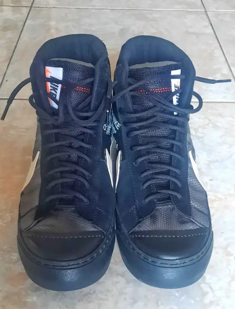 Sepatu Nike Men Hitam Seken