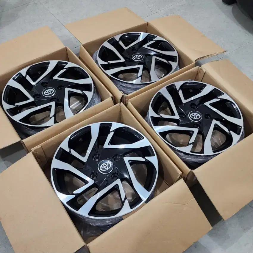 VELG VELOZ 2O2O R.15 MODEL ORI KUALITAS BAGUS / SNI