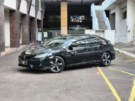 Low KM HONDA CIVIC HATCHBACK 2018