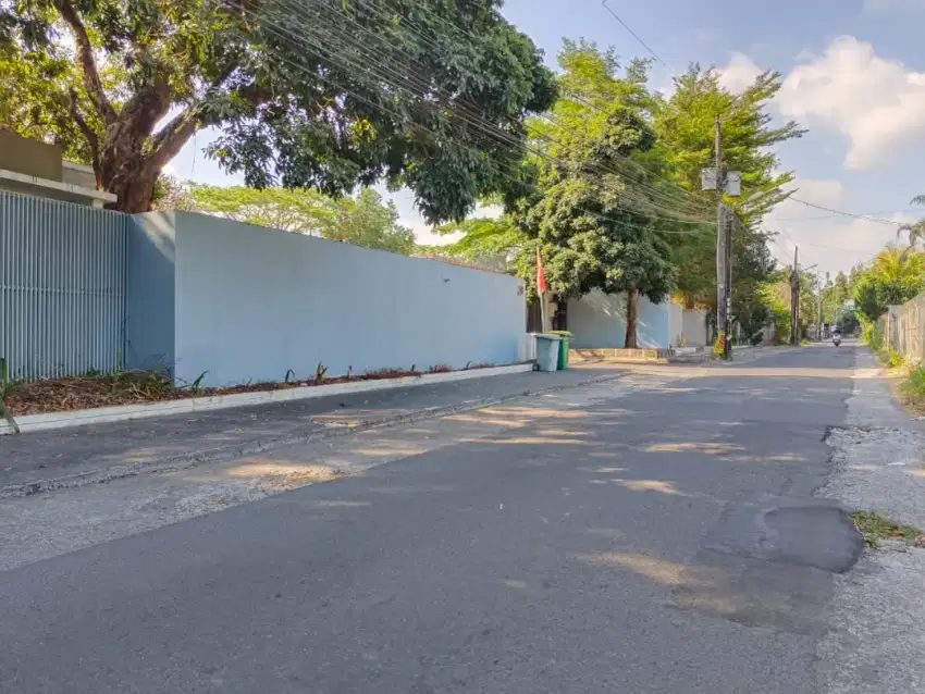 Tanah Pekarangan Kawasan Elit Jalan Padma Samping Hotel Hyatt / Hyarta