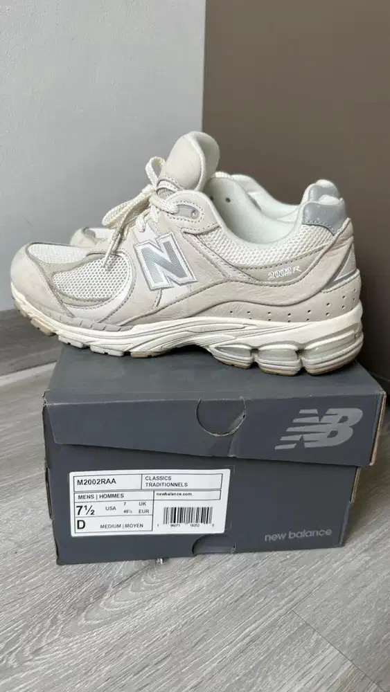 New Balance 2002R size 40,5 (unisex)