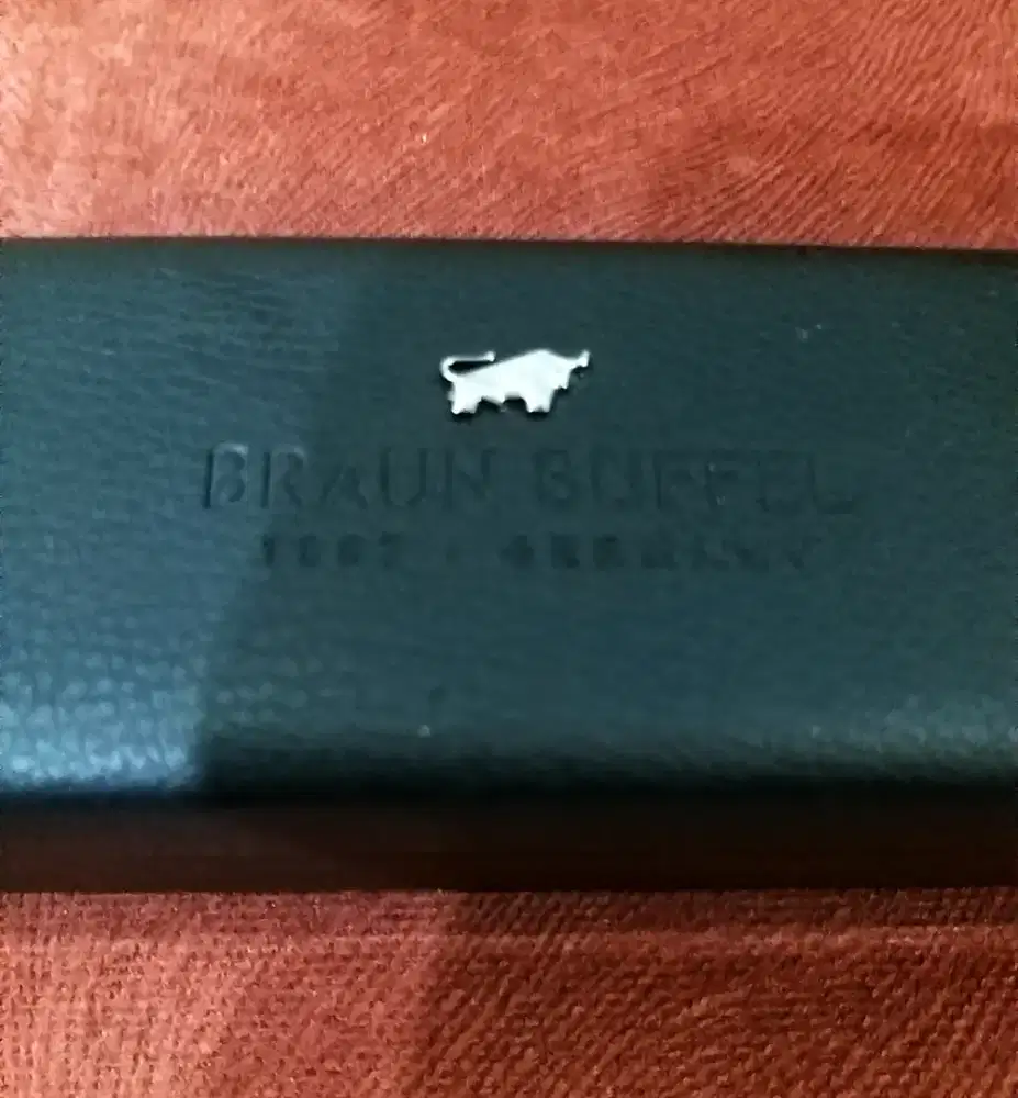 Box kotak dus tempat kacamata braun buffel original mulus 95%
