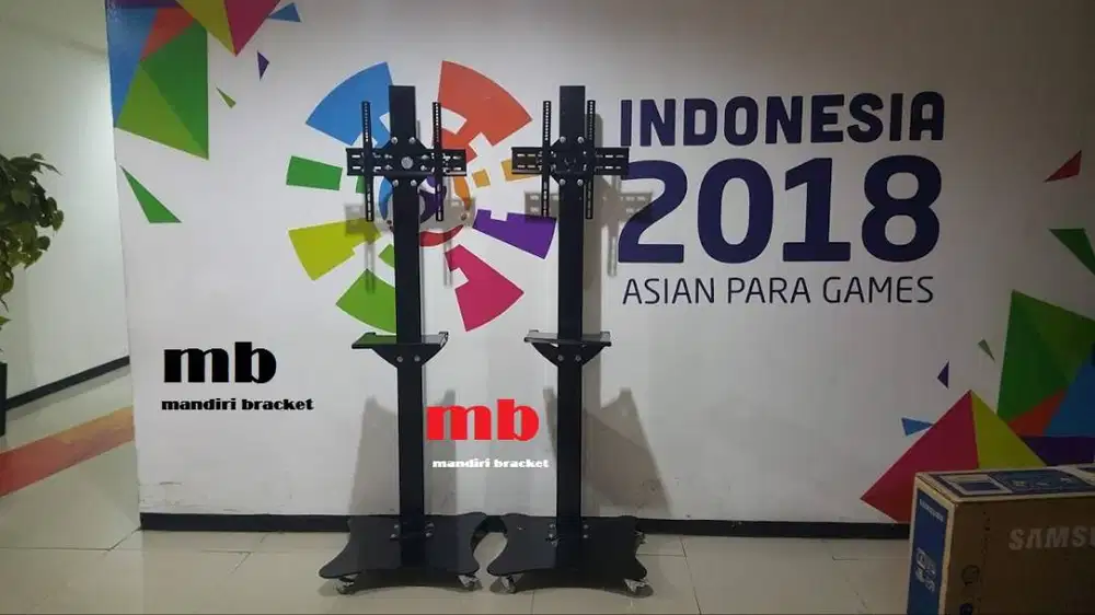 Standing berdiri Bracket TV led Plat kupu kupu 32-65