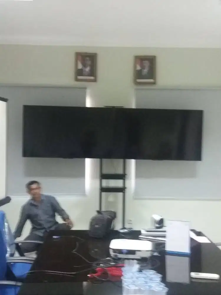 Bracket tv stand berdiri dua tv kanan kiri model custom kuat & kekar