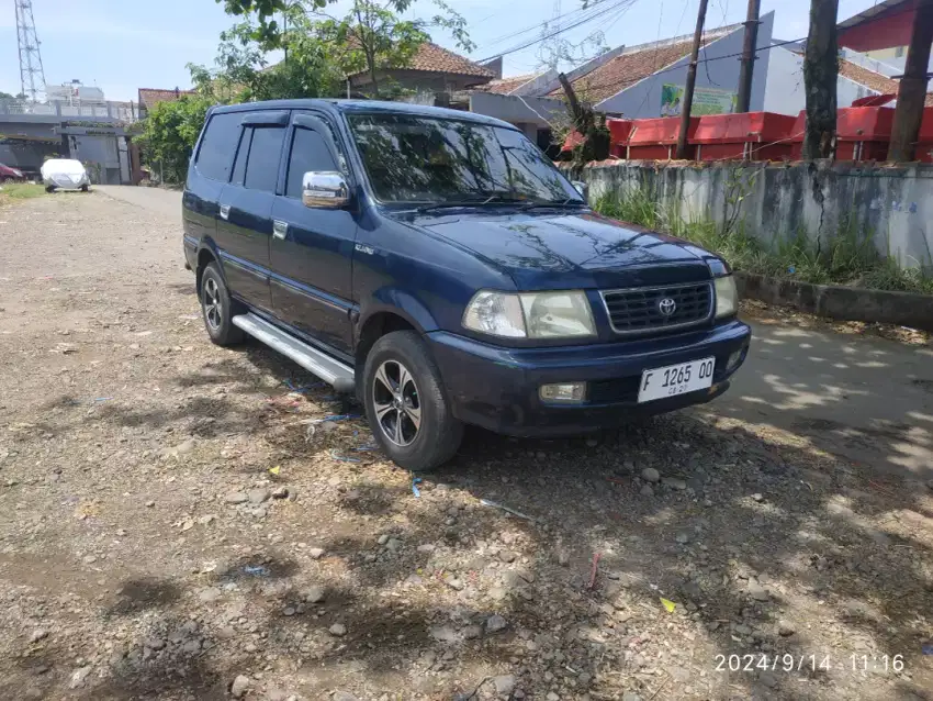 Kijang Kapsul LSX 2001