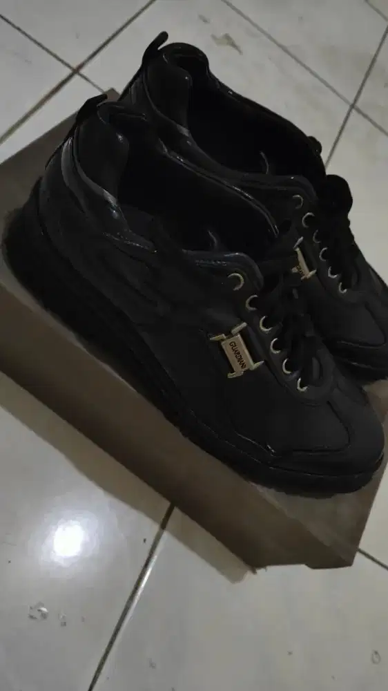 sepatu guardiani italy no 40