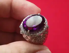 Cincin perak cantik dengan batu Amethyz/kecubung cutting