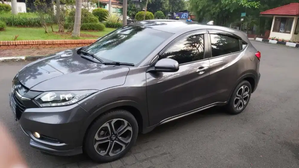 (cash) Honda HRV 1800cc prestige km 40rb service record
