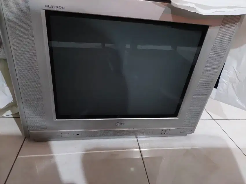 TV BEKAS LG TABUNG 21 INCH (HIDUP NORMAL)