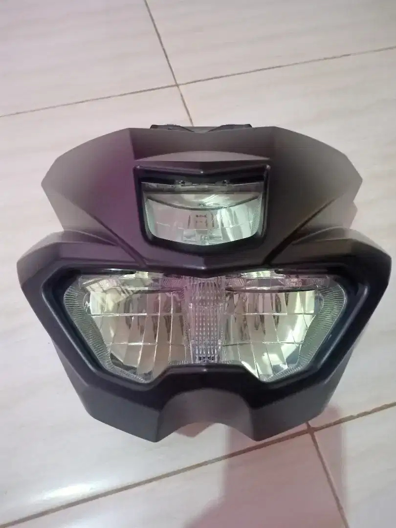 Headlamp yamaha xabre