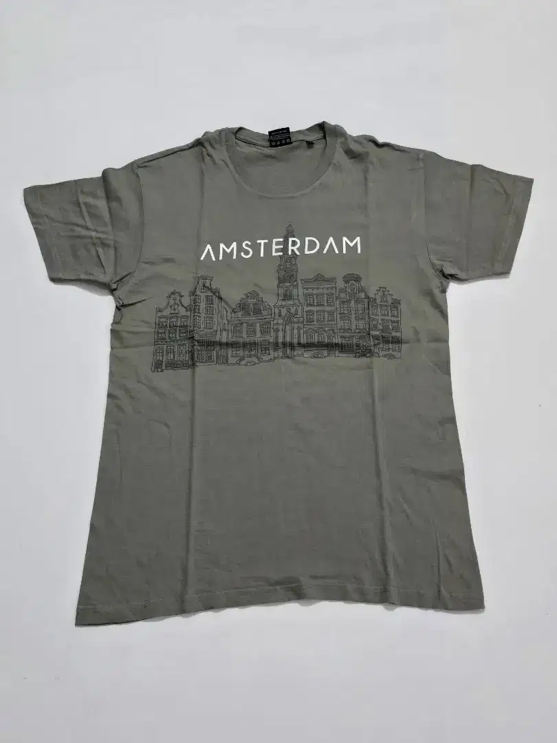 T Shirt Kaos Fox Pria Cowo Amsterdam prelove size M