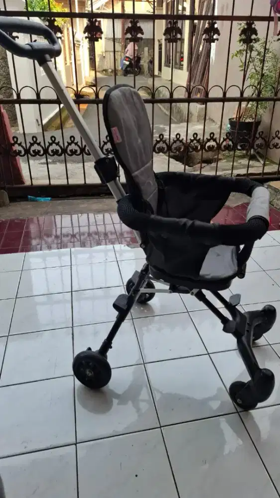 Junior by labeille -HL 6699 stroller Memo