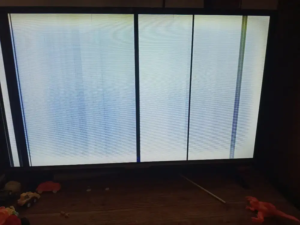 CHANGHONG 32 BLACK DAN PANASONIC 32 BLACK