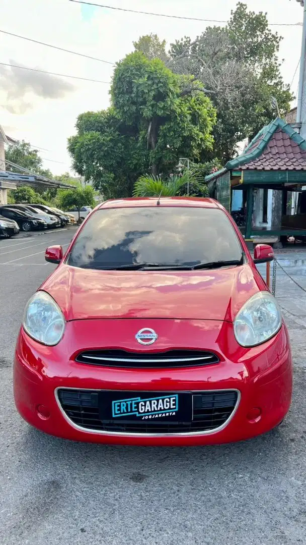 Jual Nissan March 1.2 Matic type tertinggi low km