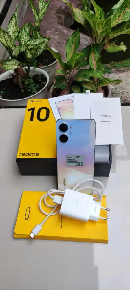 Realme 10 8/128 GB Fullset Mulus