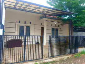 Disewakan Rumah 3 Kamar Tidur di Cibubur Lokasi Strategis
