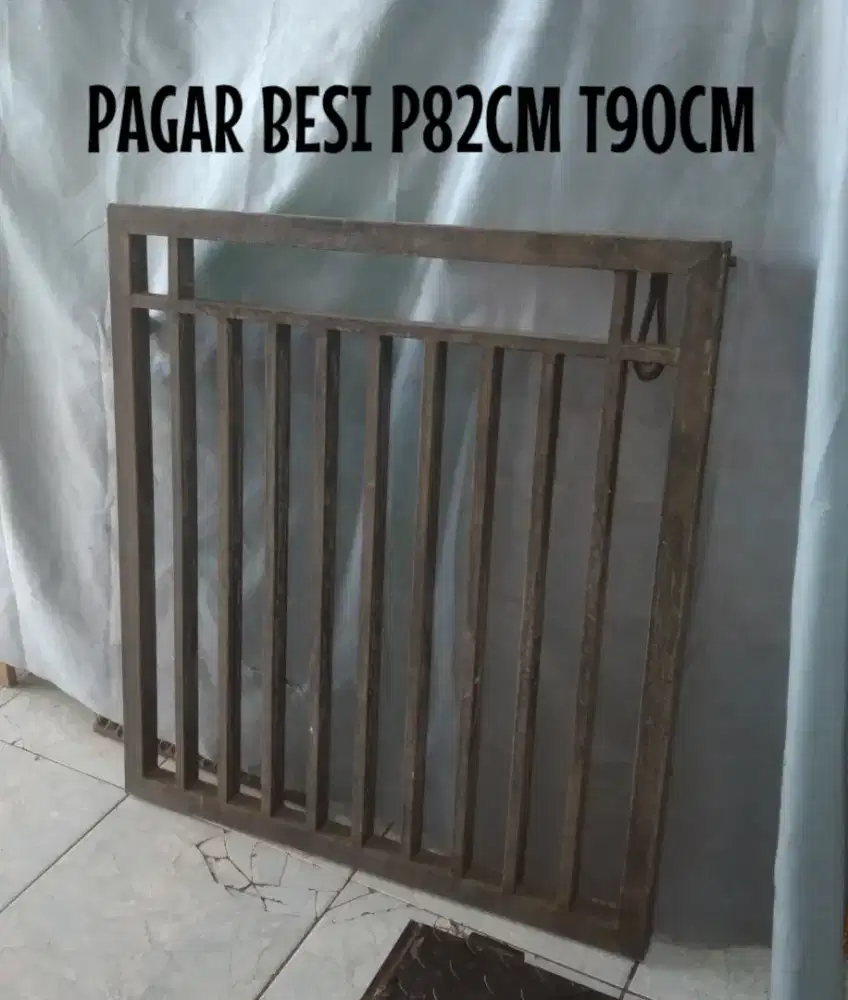 PAGAR RUMAH PAGAR TANGGA DARI BESI HOLLO KOTAK (SEKEN)
