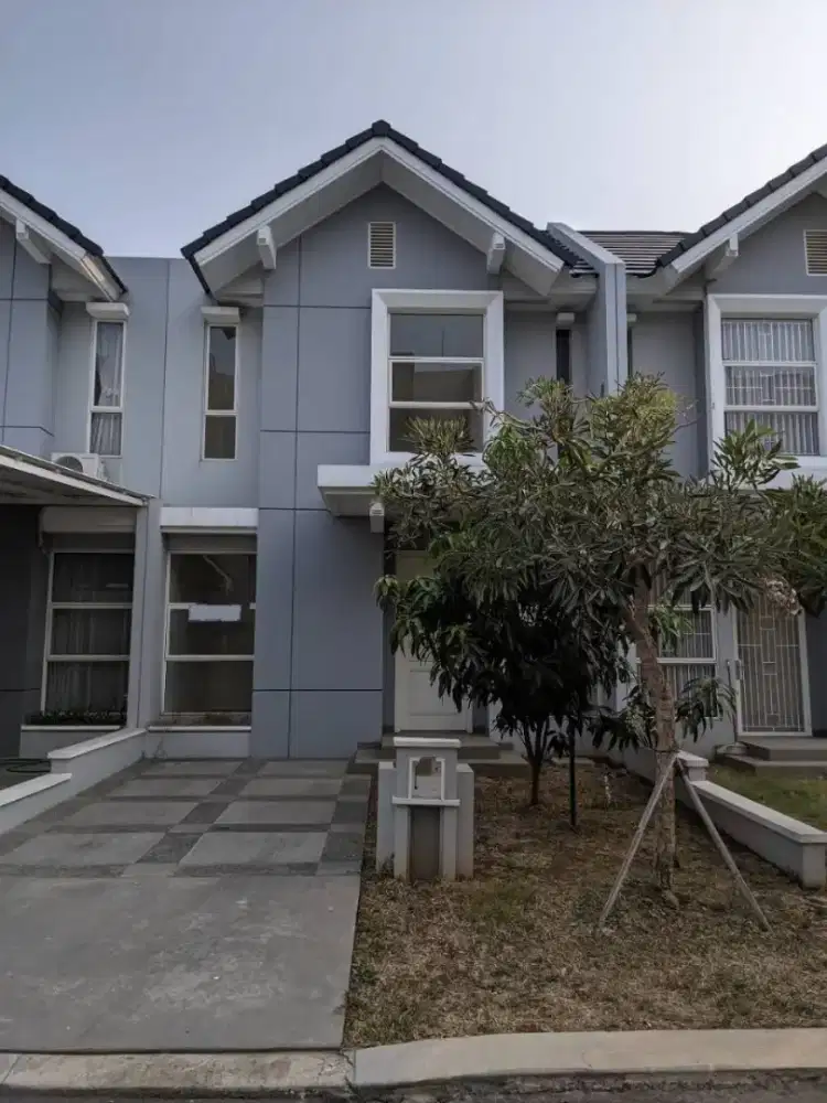 JUAL CEPAT RUMAH 2 LANTAI 3 KAMAR TIDUR SUVARNA SUTERA TANGERANG