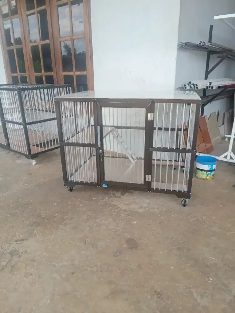Kandang kucing alumunium