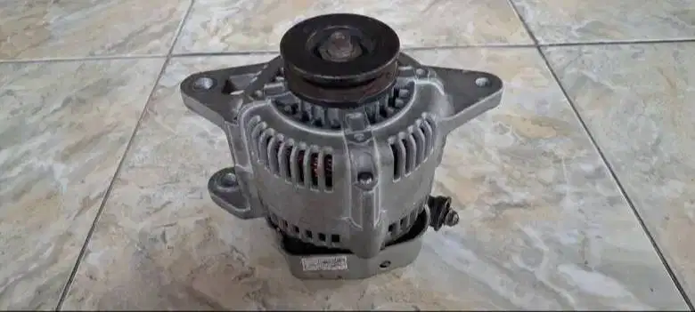 Alternator Kijang LGX 1,8 Bensin