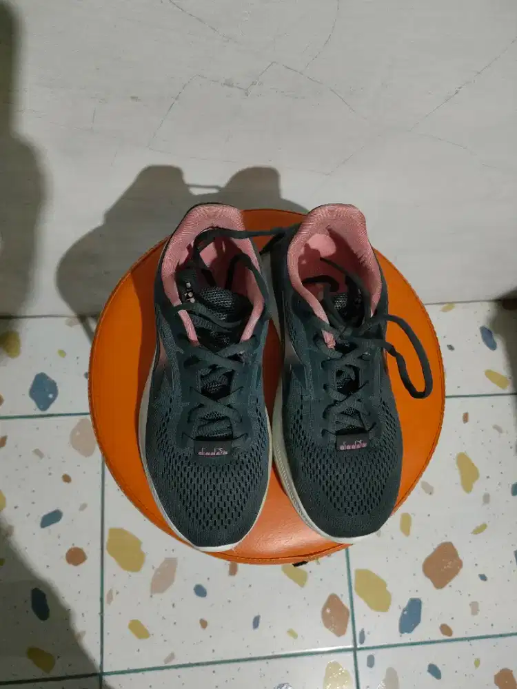 Diadora Faith Women Ukuran 36