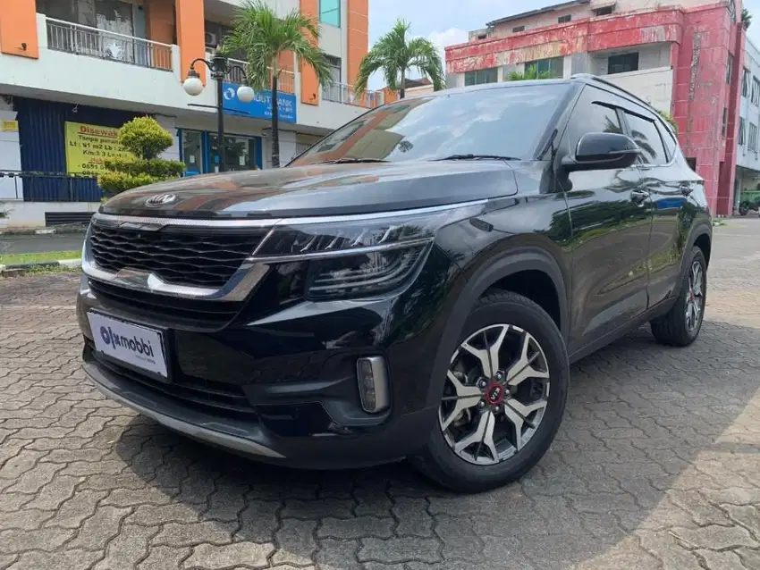 DP Rendah - Kia Seltos 1.4 EX Plus Bensin-AT 2021 Hitam (TRU)