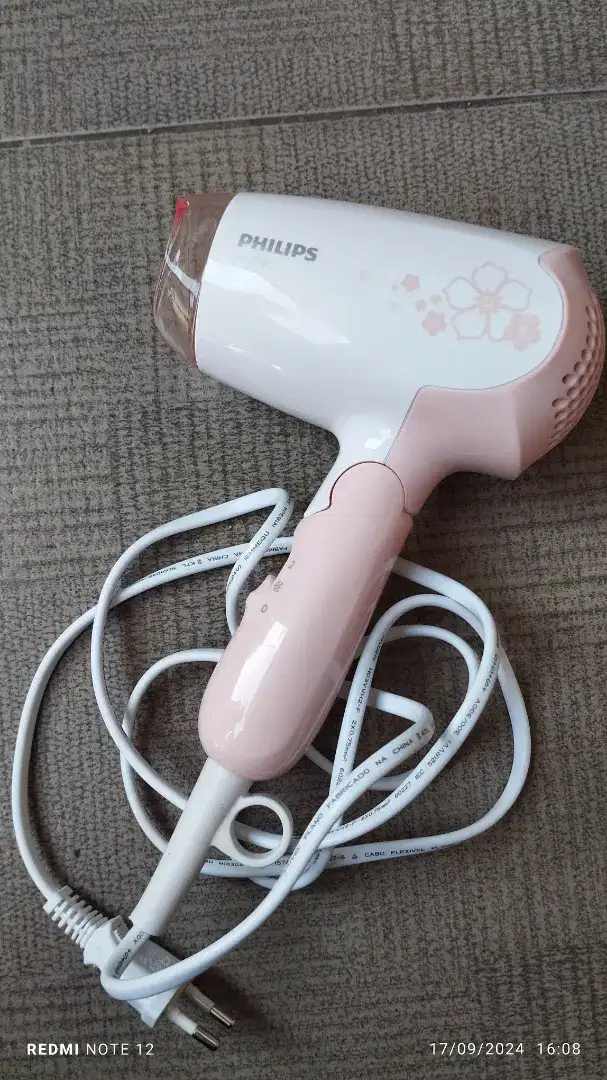 Hair Dryer Phillips Mulus Seperti baru