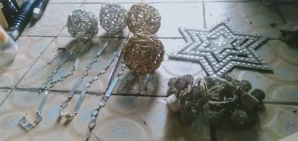 Se paket hiasan plafon rumah kond bgs antik skl mdl lawas cpt dpt yah