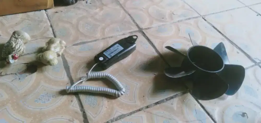 Slhkn plh slh 1 dr se psg boneka kramik atau sblh2 nya bgs murah sj