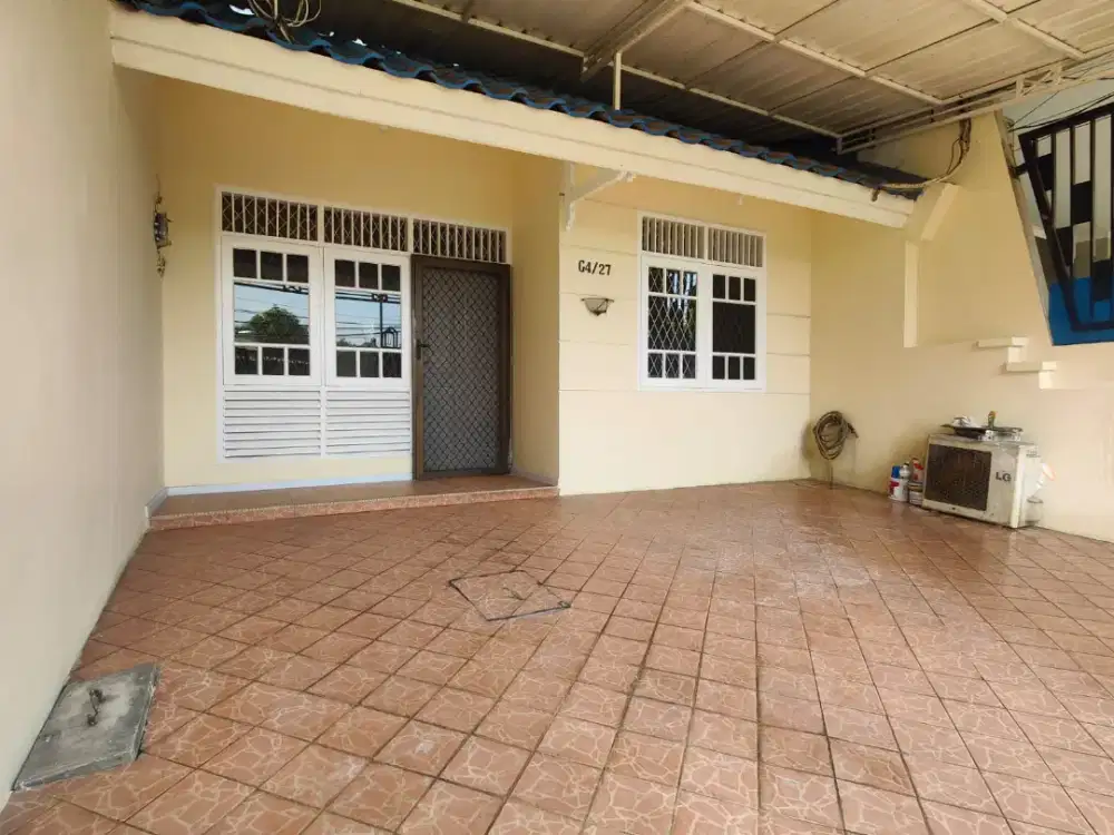 Rumah Citra Garden 2 baru renovasi depan Taman