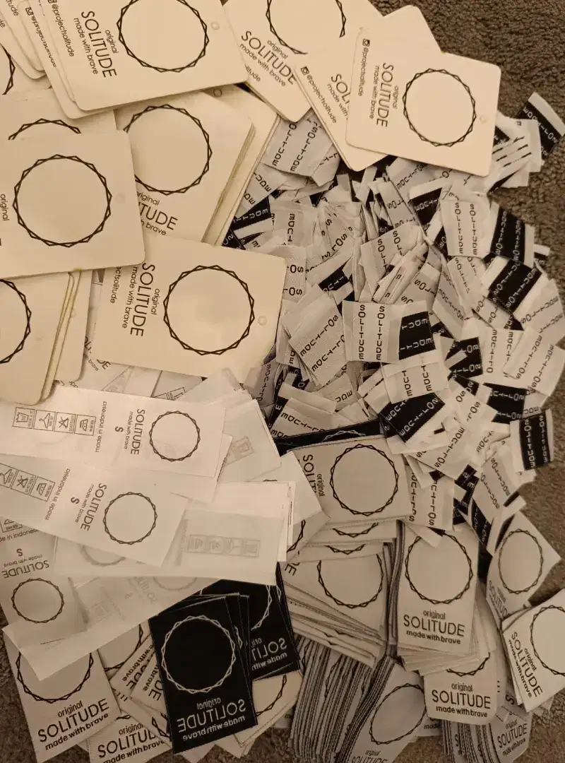 Label Hangtag clothing brand merk Solitude