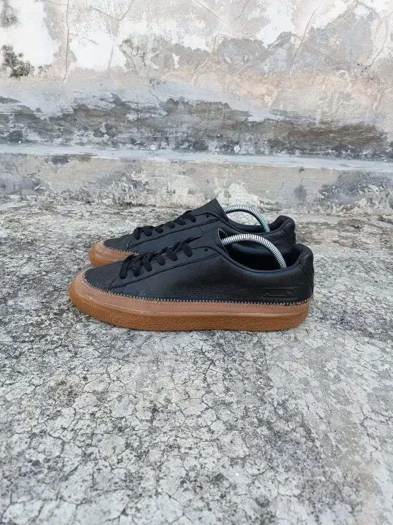 SEPATU SIZE 42 27 CM - PUMA LEATHER BLACK GUMSOLE || BEKAS ORIGINAL