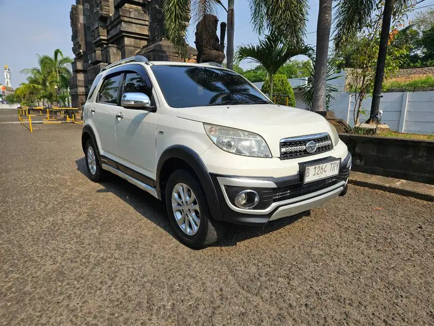 [TDP 2JT] Daihatsu Terios TX Adventure Tahun 2013 Putih MT