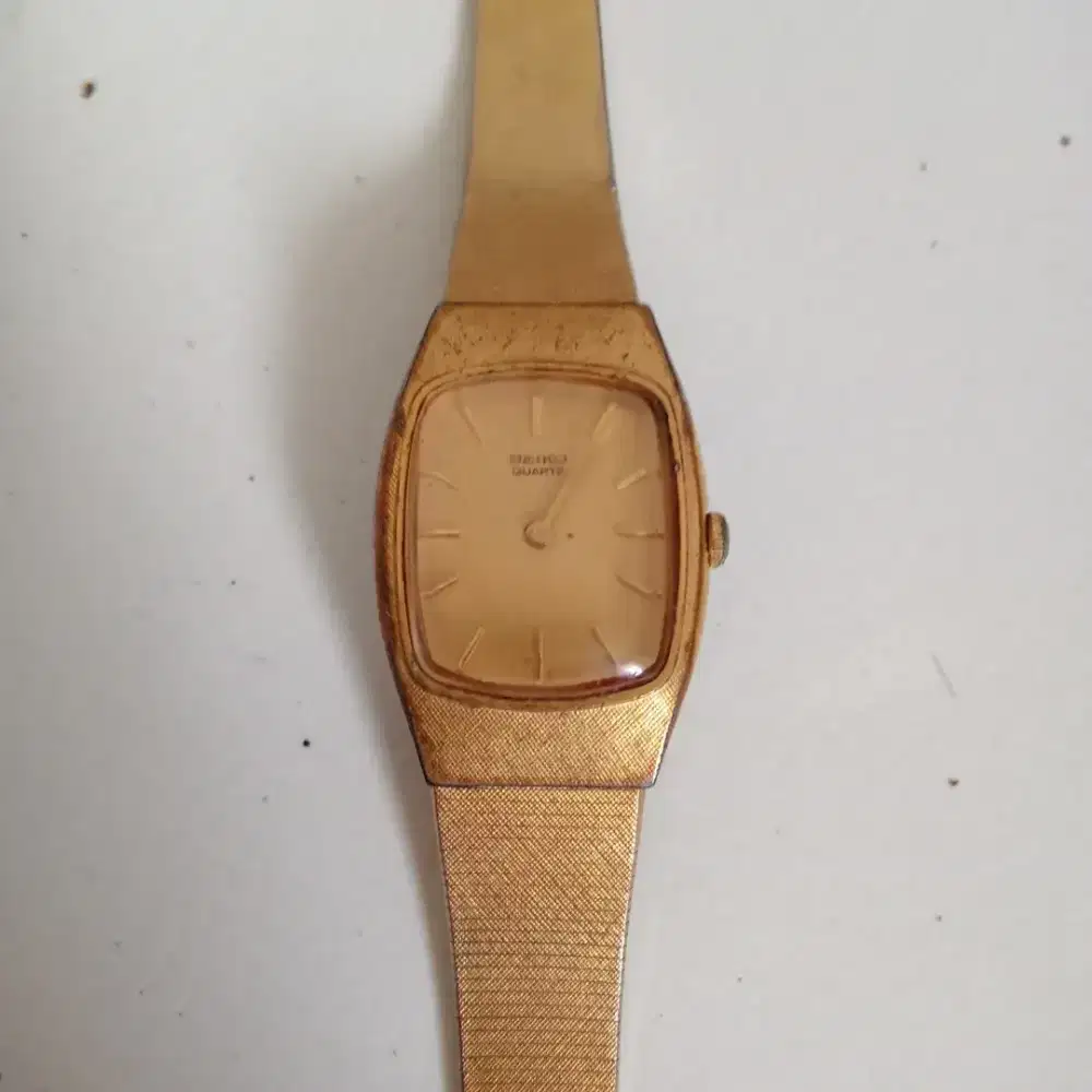 Jam tangan wanita Kondisi Off