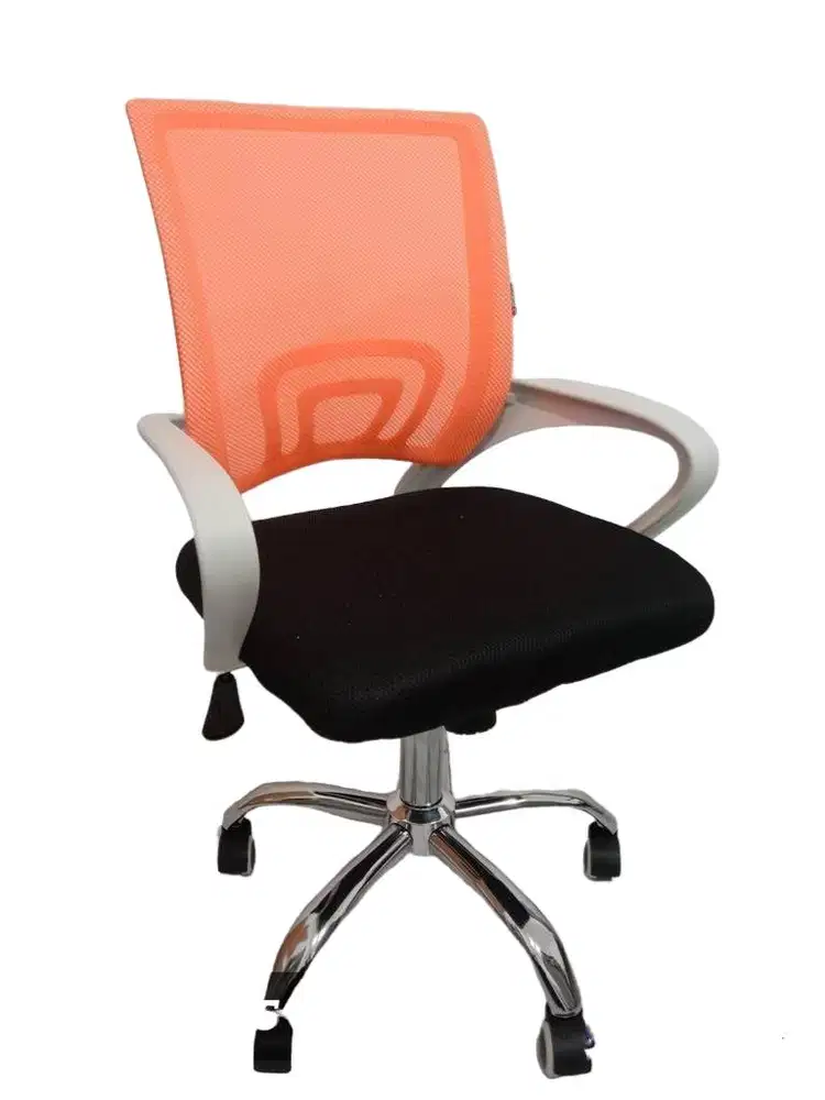 Kursi putar frame putih sandaran jaring orange