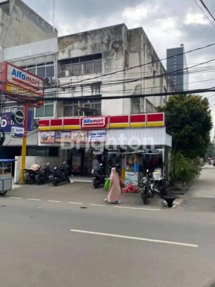 Ruko Komersial 3 Lantai posisi Hook