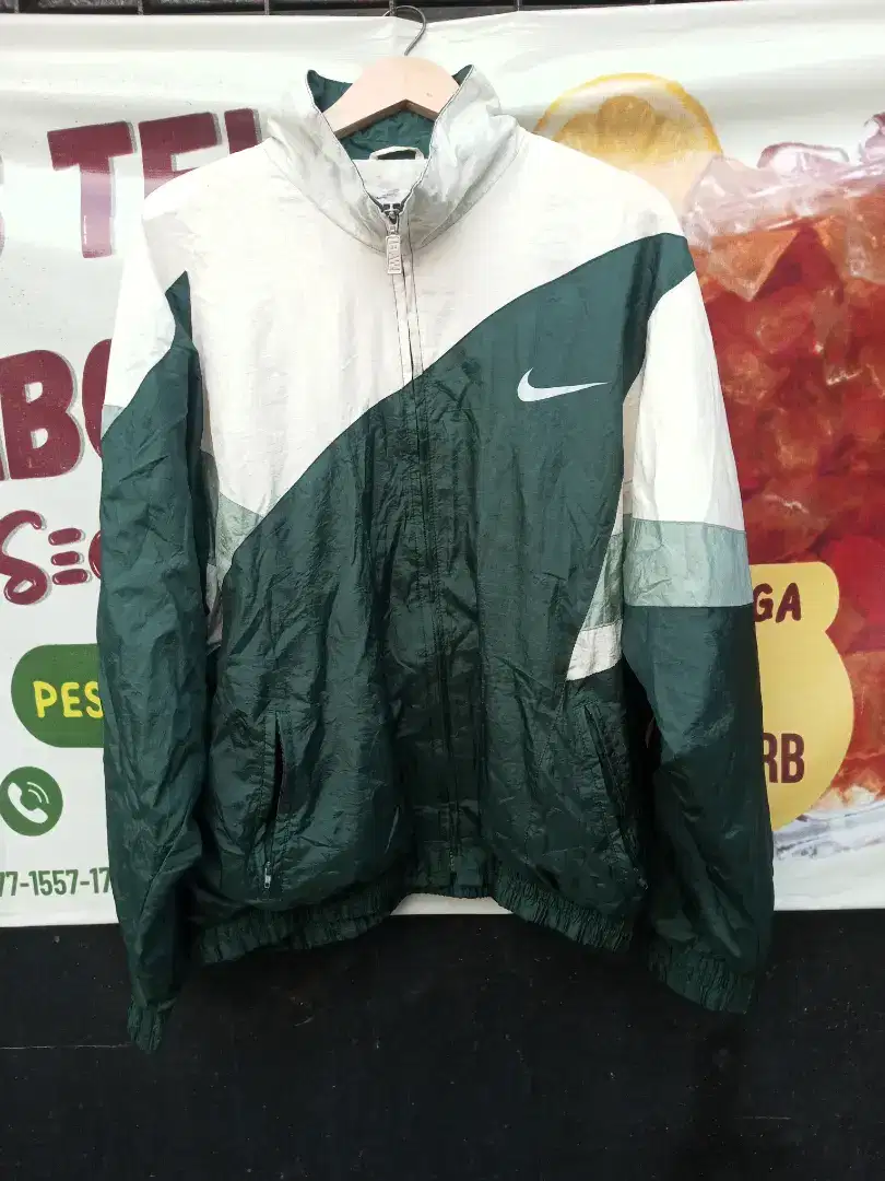 Jaket/Windbreaker NIKE